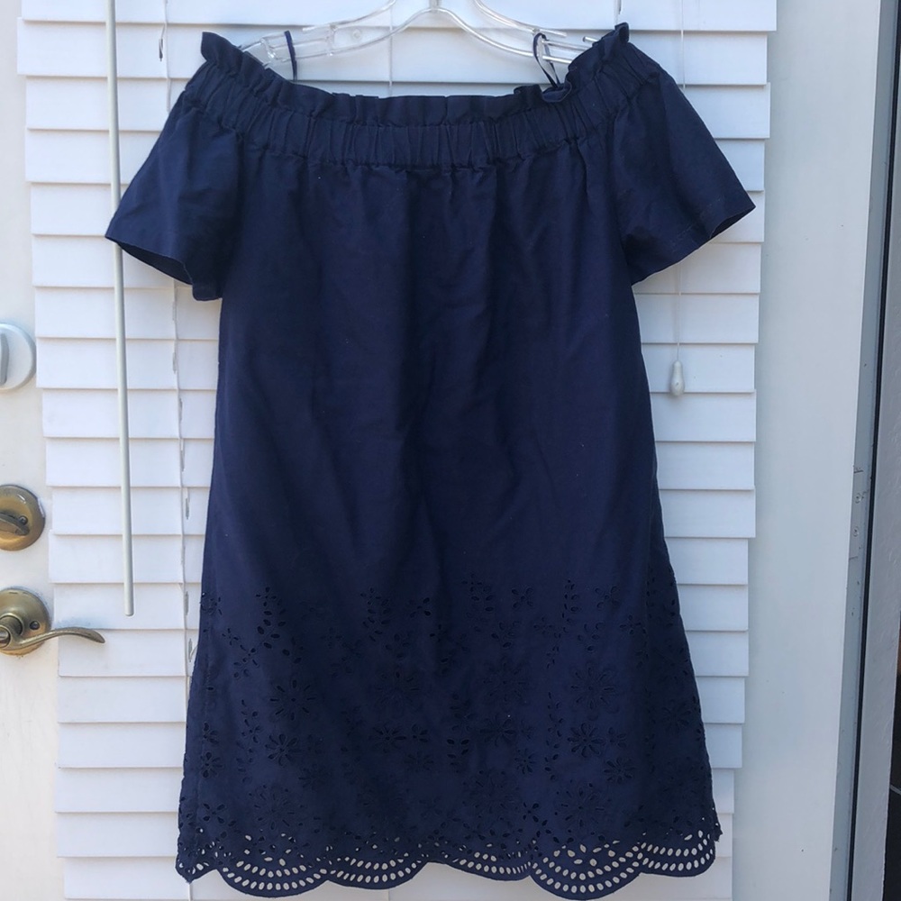 Vineyard vines off the shoulder dress